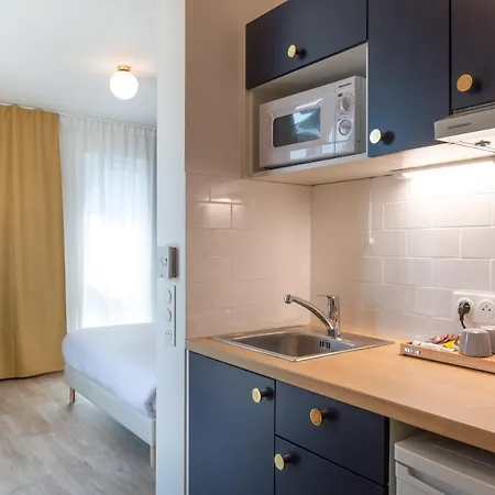 Adagio Access Paris Confluence