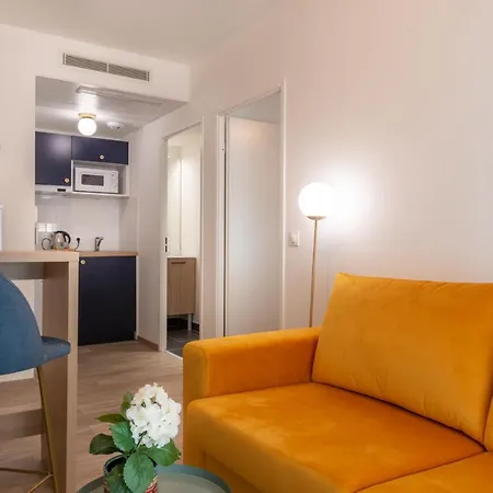 Aparthotel Adagio Access Paris Confluence