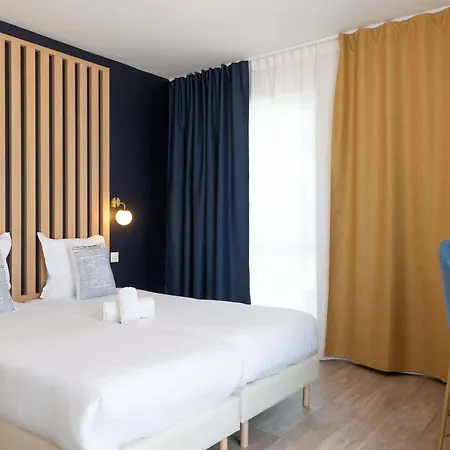 Aparthotel Adagio Access Paris Confluence 3*