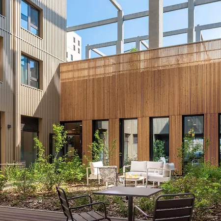 Adagio Access Paris Confluence Appart hôtel 3*
